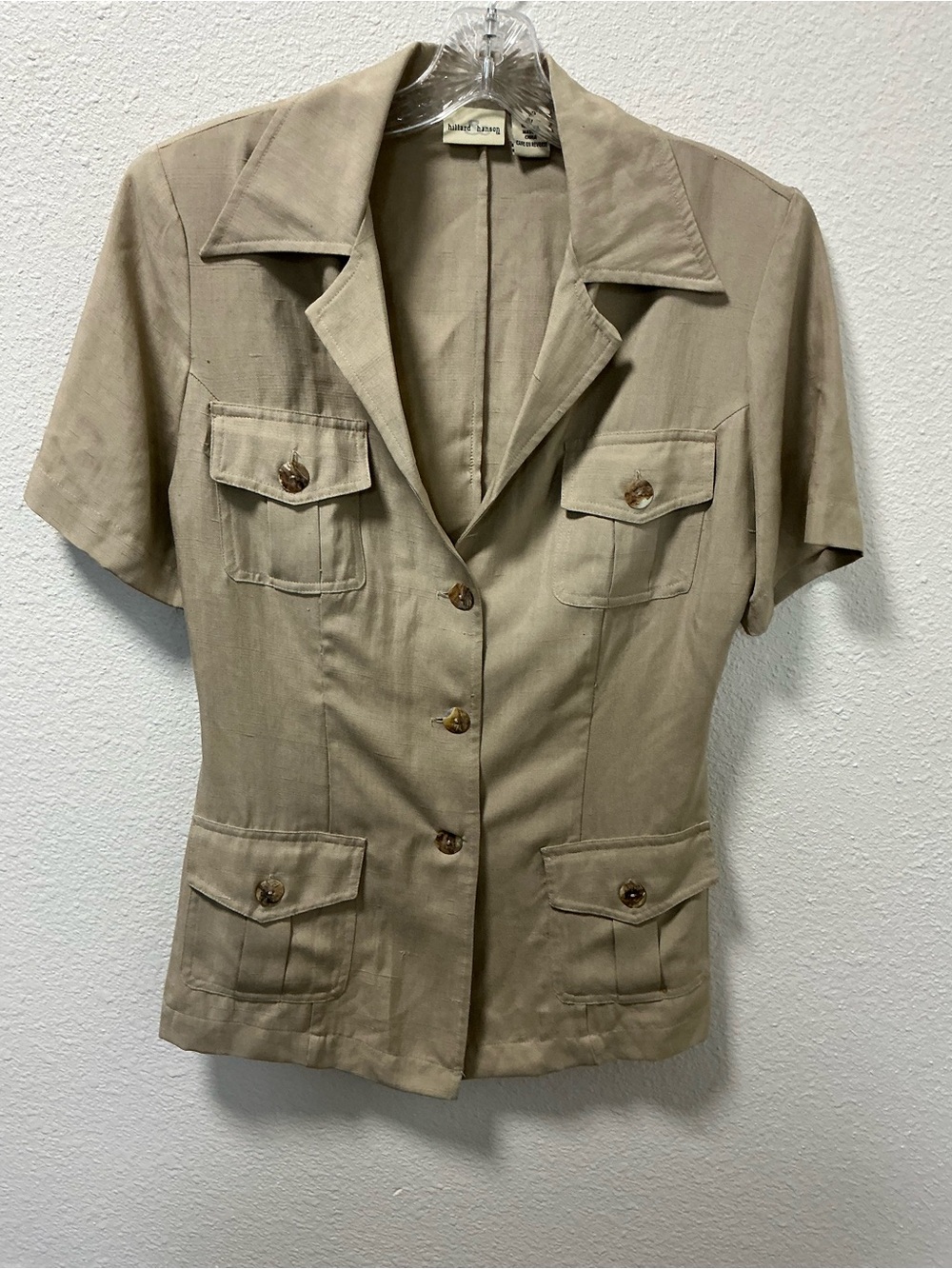 Hillary Hanson 100% Pure Silk short sleeve button up Safari top beige size 10